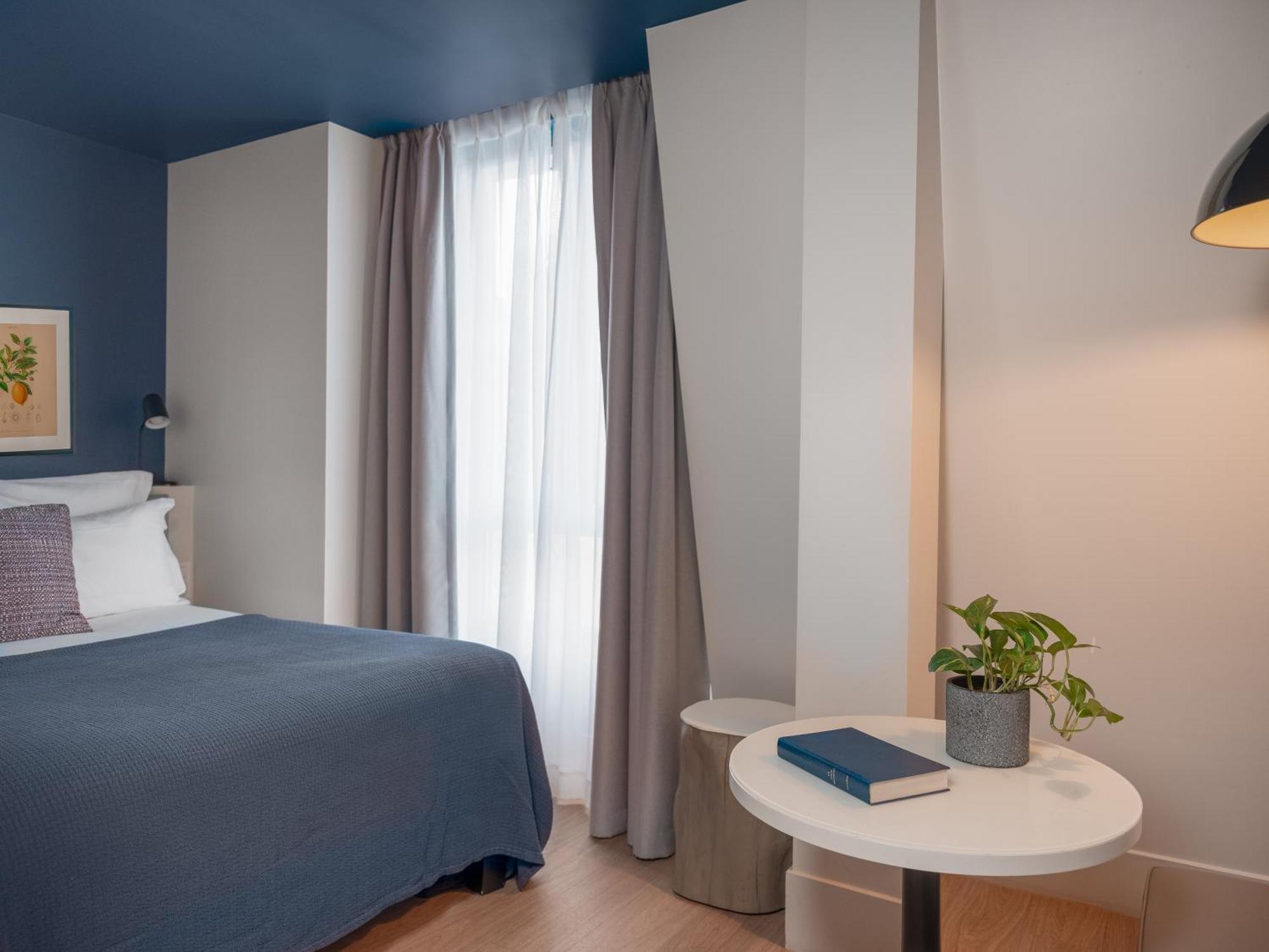 Hotel Belleval Paris Exterior photo